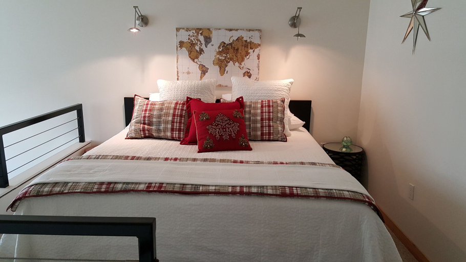 Bedroom 2, Orenco Lofts, Washington