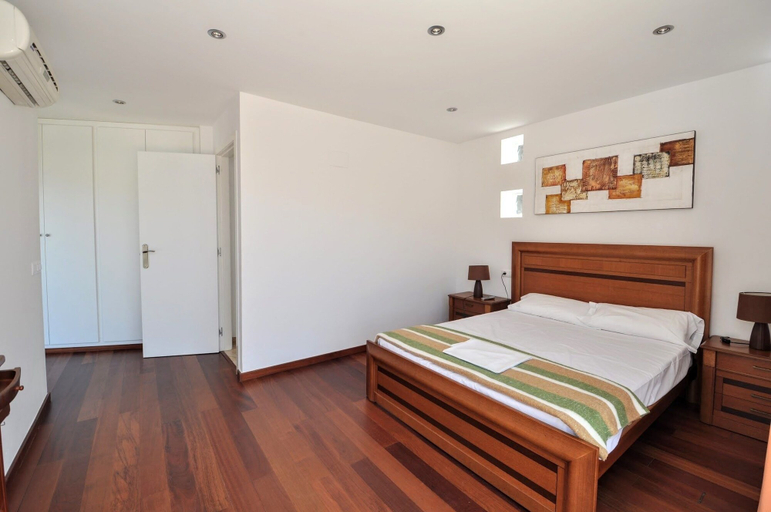 Bedroom 3, Villa Tortuga, Girona