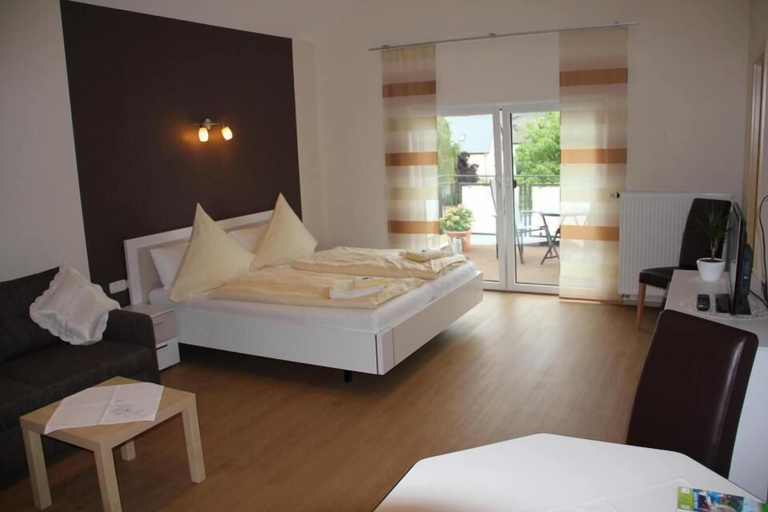 Bedroom 4, Gästehaus Panorama, Cochem-Zell