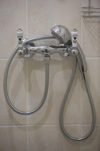 Bathroom 3, Karavannaya 5 hotel, Sankt-Peterburg gorsovet