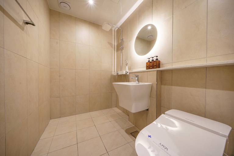 Bathroom 3, Hotel Maria, Pyeongtaek