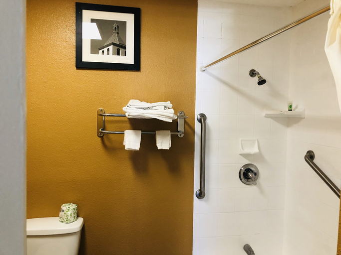 Bathroom 4, Casa Blanca Inn & Suites, Los Angeles