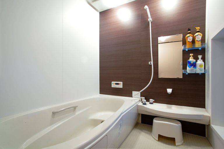 Bathroom 3, Kyo Akari Inn, Kyoto