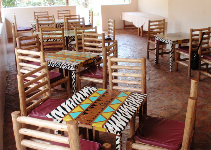 Food & Drinks 3, kabubbu resort center, Jinja
