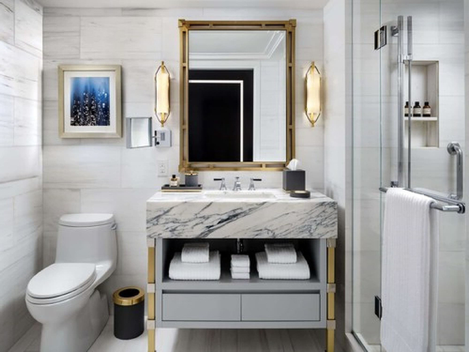 Bathroom 4, Fairmont Royal York Gold Experience, Toronto
