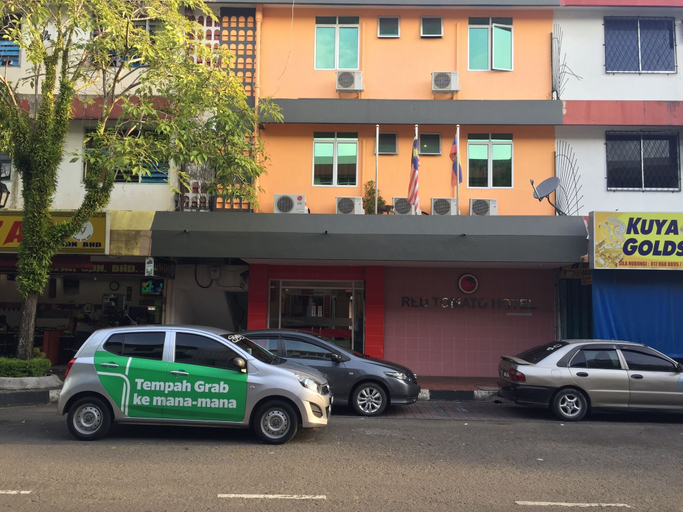 Exterior & Views, Red Tomato Hotel, Labuan