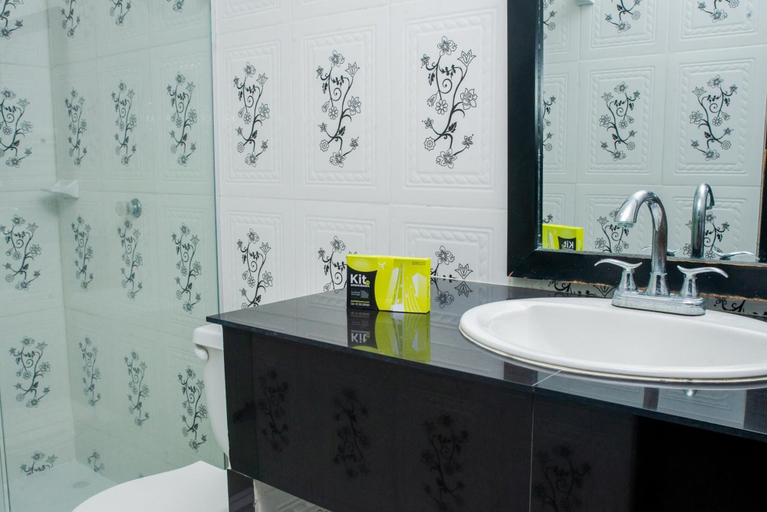 Bathroom 4, Ayenda 1315 Candiac, Barranquilla