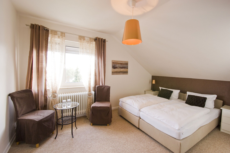 Bedroom 4, BALTIK Kunsthotel, Ostholstein