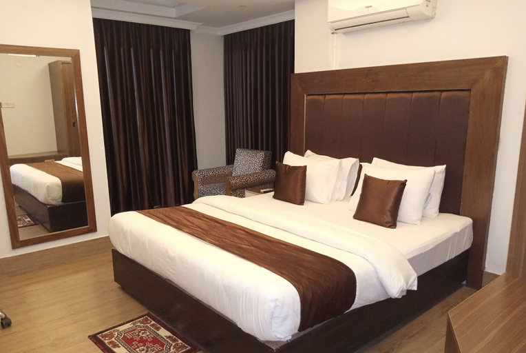 Bedroom 2, Mohammadia Guest House, Cox's Bazar