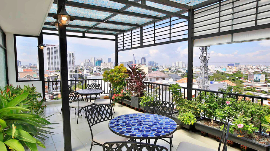 Donald Service Apartment, District 7