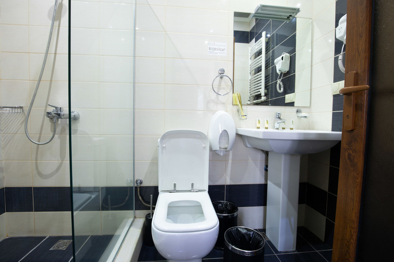 Bathroom 4, Kantar Hotel, Yerevan