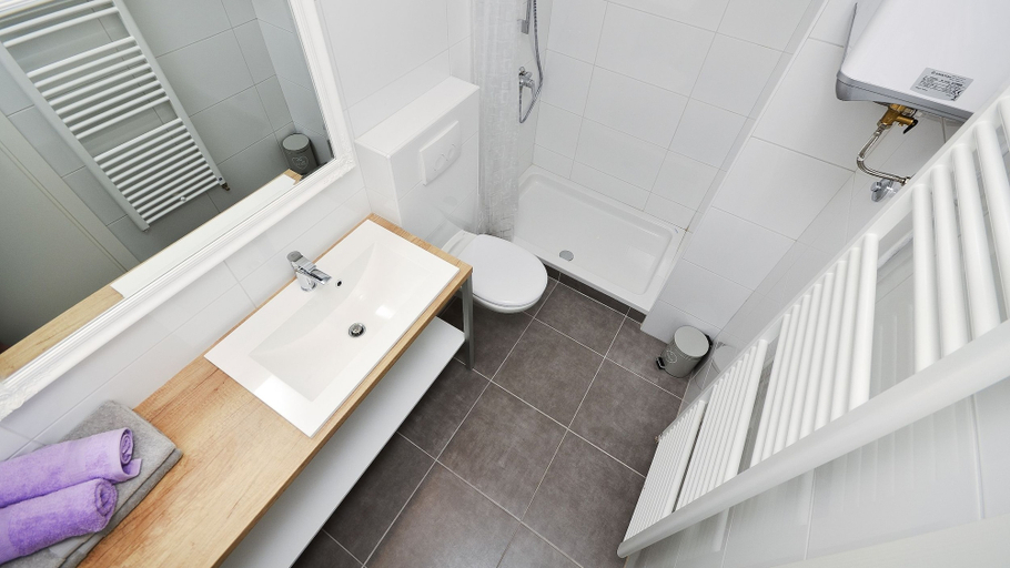 Bathroom, Apartments Denise Podgora, Podgora