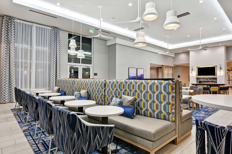 Food & Drinks 5, Homewood Suites by Hilton Lynchburg, Lynchburg