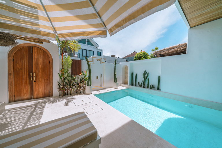 Villa Sunset: 2BR Elegant Villa in Central of Canggu, Badung