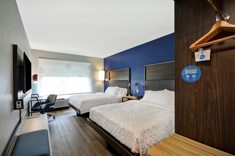 Bedroom 3, TRU By Hilton Winchester, Frederick