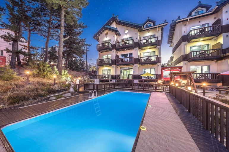 Sport & Beauty 5, Gangneung Bluebaech Pension, Gangneung
