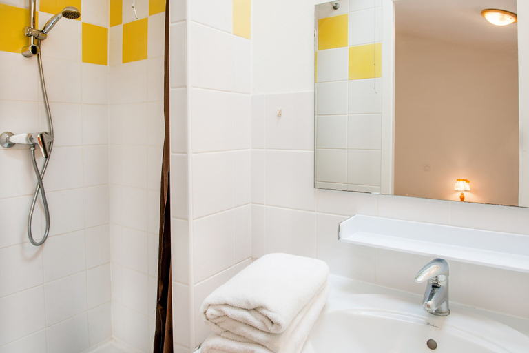 Bathroom, Résidence Saskia, Gers
