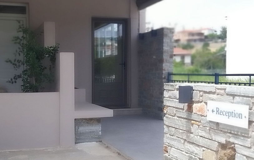 Exterior & Views 2, Petries Studios, Central Greece