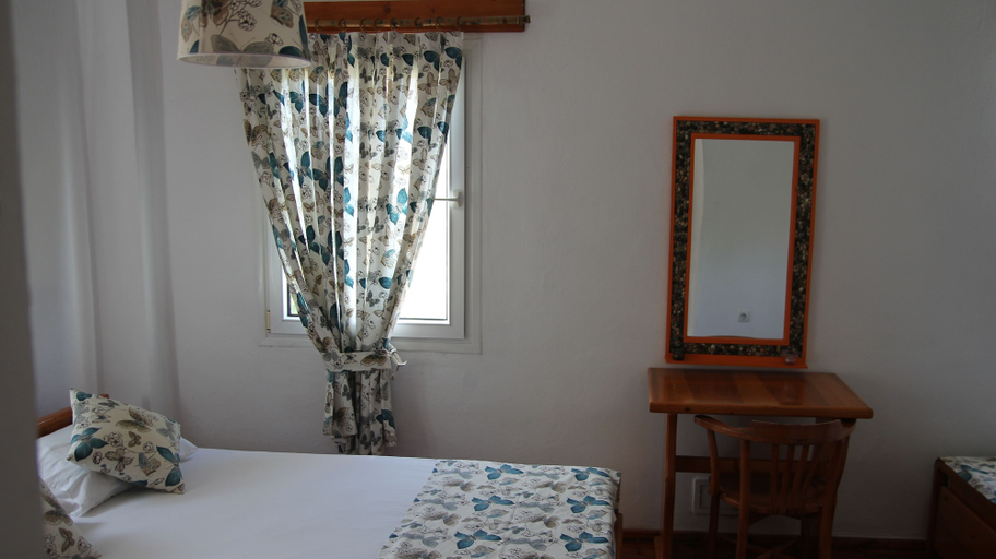 Bedroom 3, Eski Datca Pansiyon Cafe, Datça