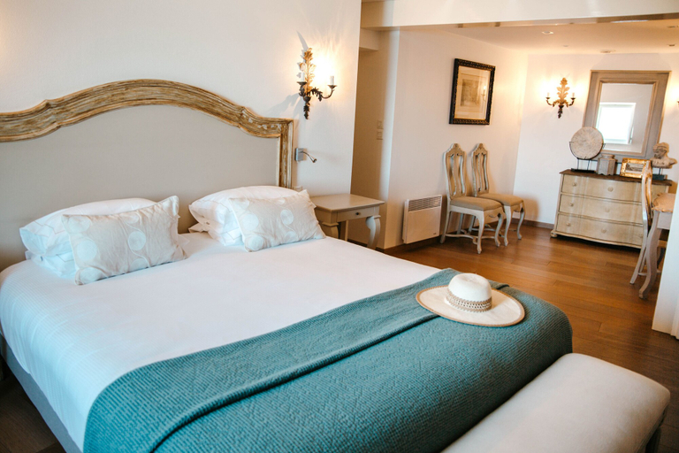 Bedroom 3, Hôtel Brittany & Spa, Finistère