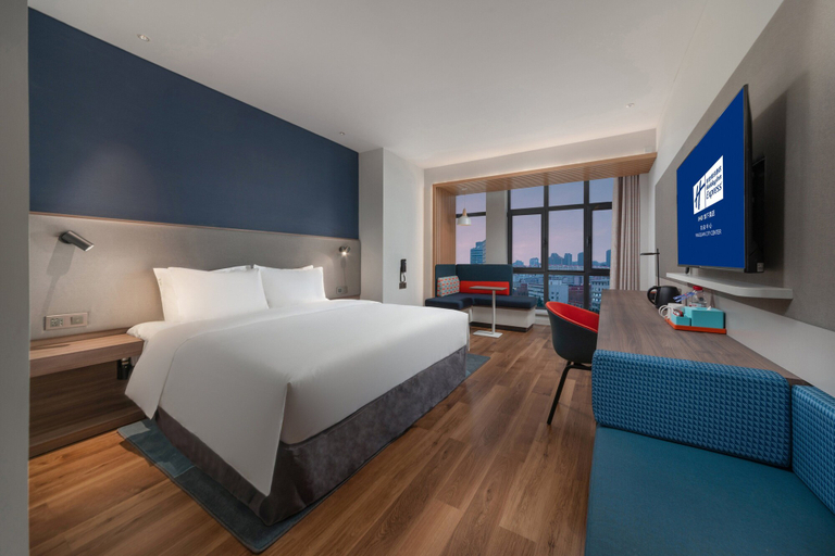 Bedroom 2, Holiday Inn Express YANGQUAN CITY CENTER by IHG, Yangquan