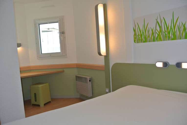 Bedroom 4, ibis budget Chambéry Sud Challes les Eaux, Savoie