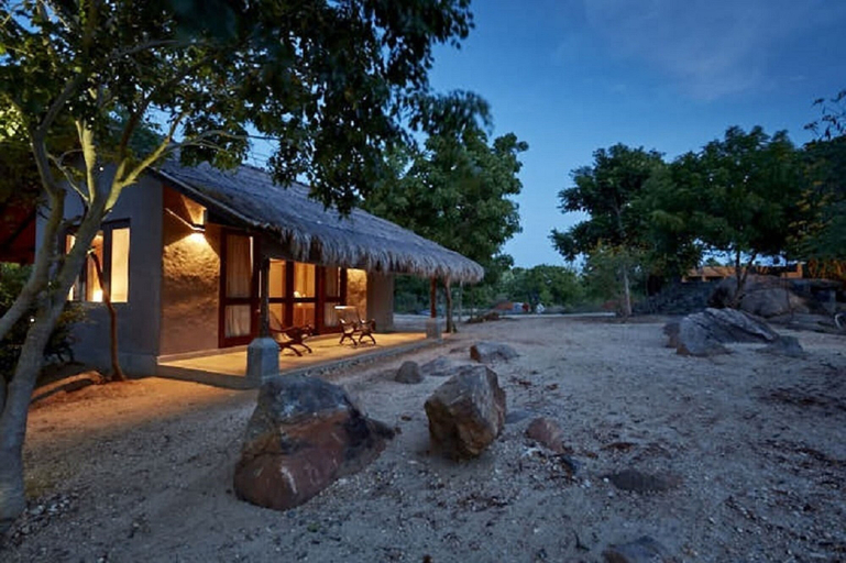 Exterior & Views 2, Koragaha Lodge, Thissamaharama