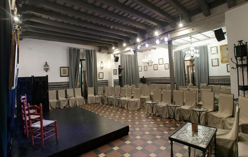 Food & Drinks 4, Apartamentos Sevillanos Ilustres, Sevilla