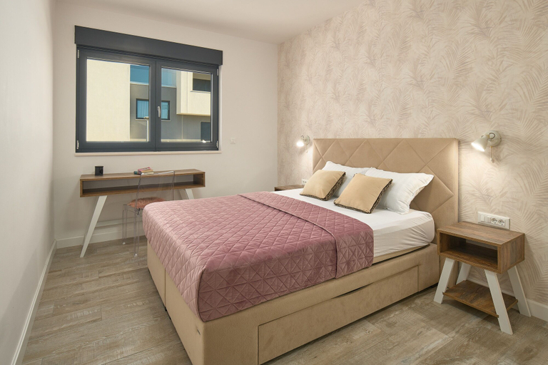 Bedroom 3, Luxury Villa Natali With Pool,terrace and sea View, Podstrana