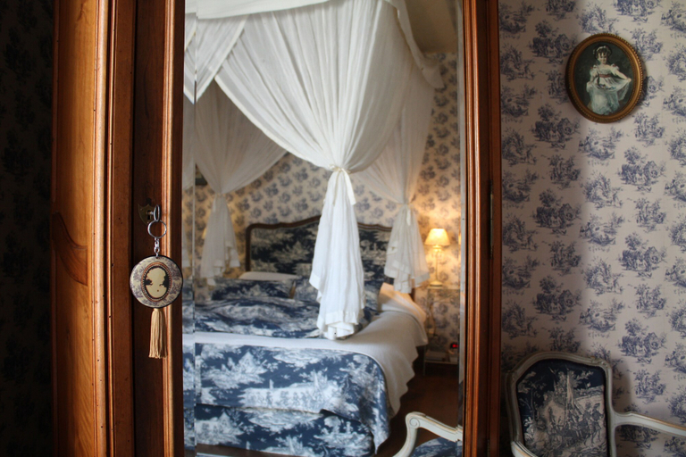 Bedroom 2, Logis Les Remparts, Calvados