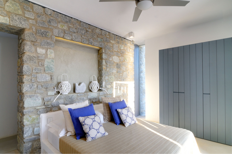 Bedroom 2, Iris, South Aegean
