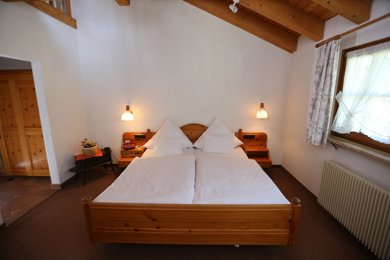 Bedroom 2, Hotel Lochmühle, Konstanz