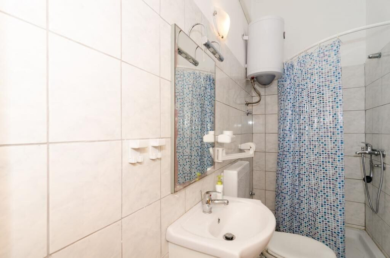 Bathroom 3, Apartments Ereš Žuronja, Ston
