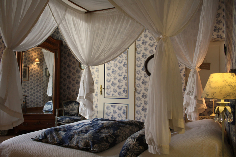 Bedroom 3, Logis Les Remparts, Calvados