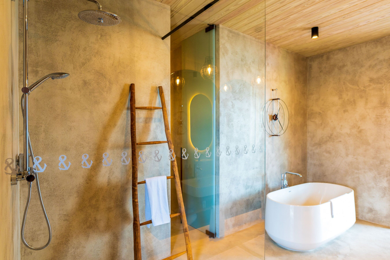 Bathroom 4, Saba Rock Resort