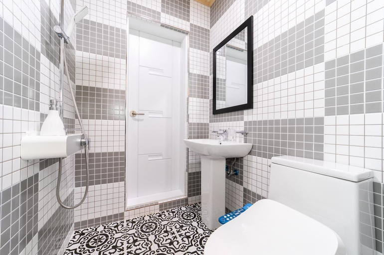 Bathroom 4, Pohang Ohdoheal Poolvilla, Pohang