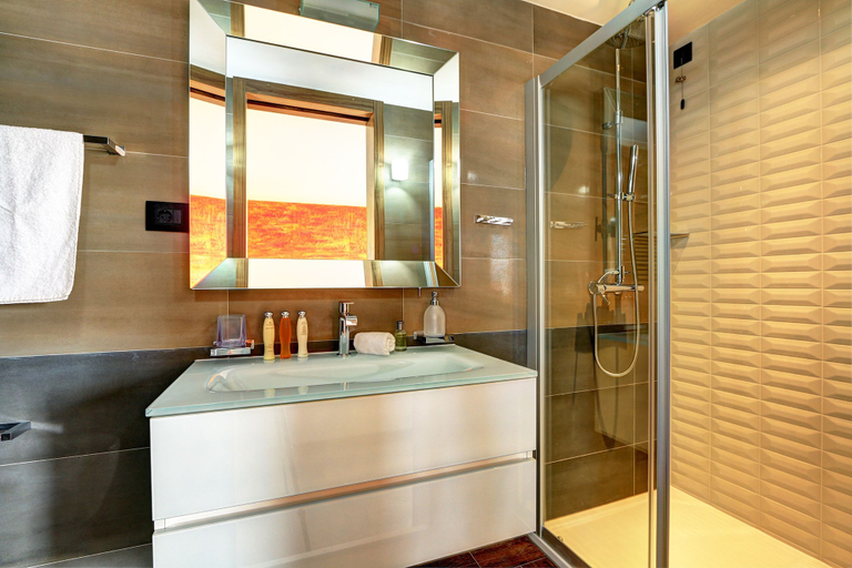 Bathroom 5, Horizon Luxury Suites, Split