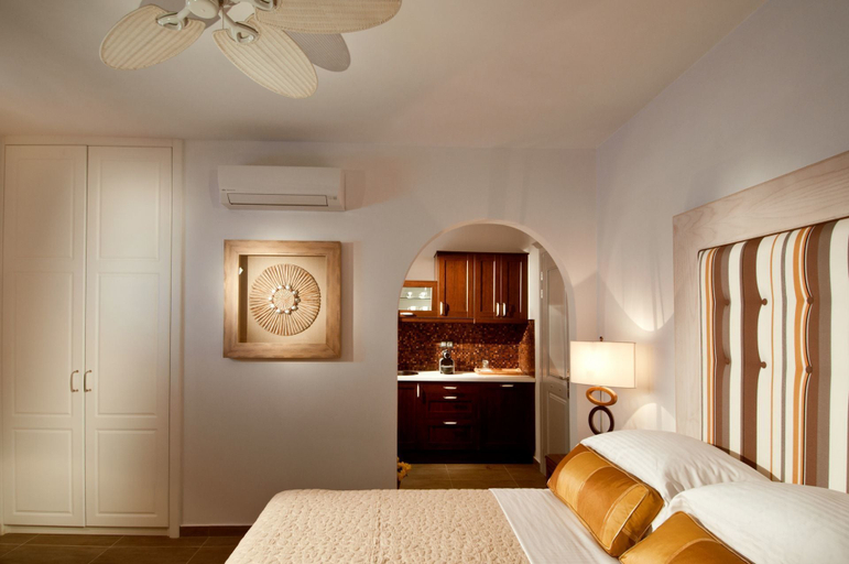 Bedroom 2, Miland Suites, South Aegean
