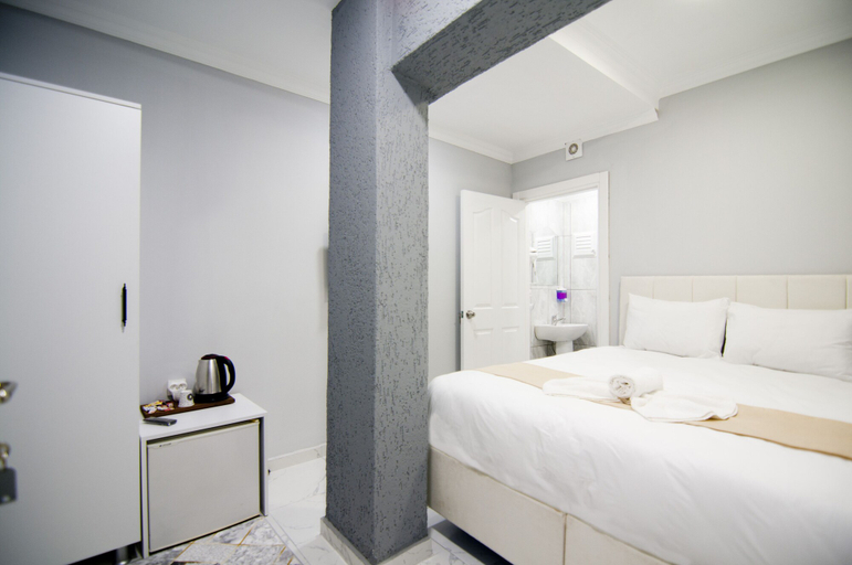 Bedroom 5, Istanbul Palace Hotel, Fatih