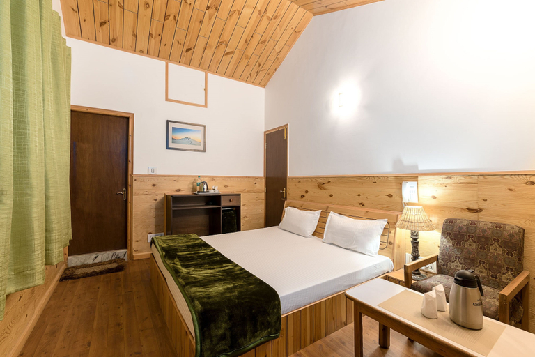 Bedroom 3, Hotel Kullu Valley, Kullu