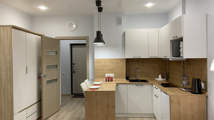 Others 5, Abri Luxe Venezia, Perm' gorsovet
