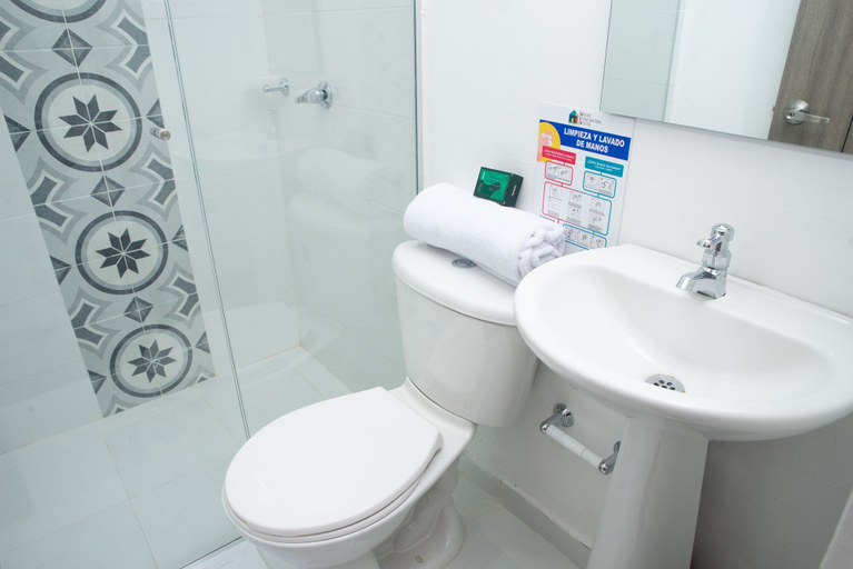 Bathroom 3, Hotel Ayenda House Concepción 1317, Barranquilla