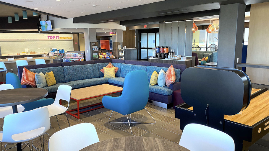 Food & Drinks 5, Tru by Hilton Manassas, Manassas