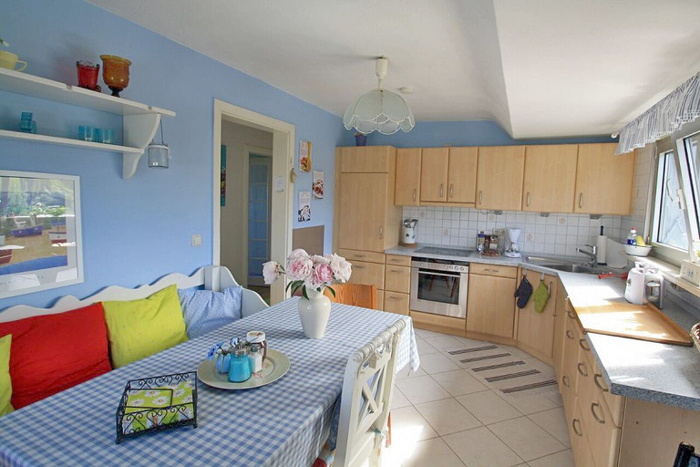 Others 5, Ferienwohnung mit Terrasse und Privatsee, Karlsruhe
