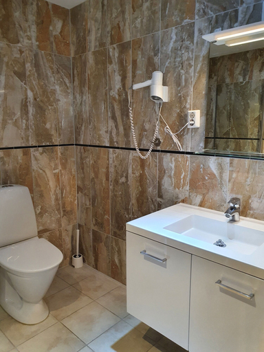 Bathroom 3, Gamleby Hotell, Västervik