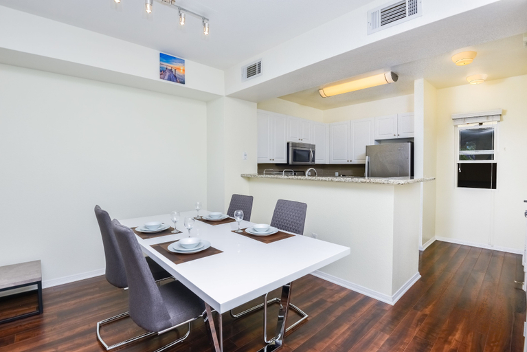 Others 5, Pelicanstay in Downtown San Diego, San Diego