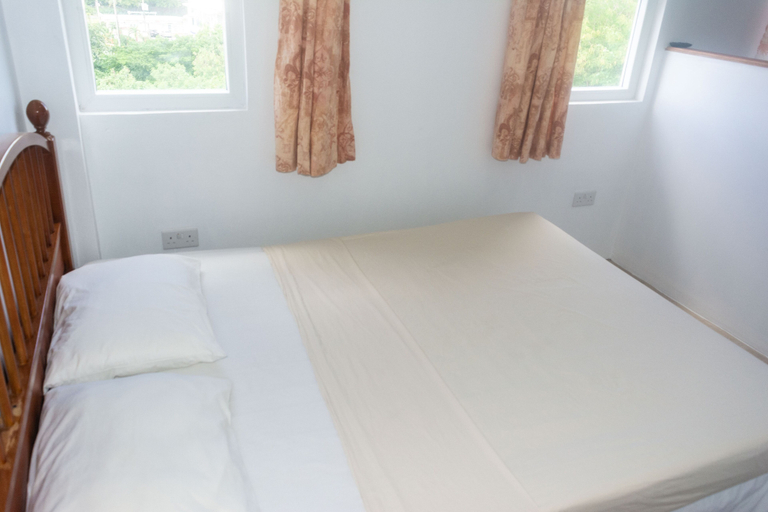 Bedroom 3, Cleopatra Villas