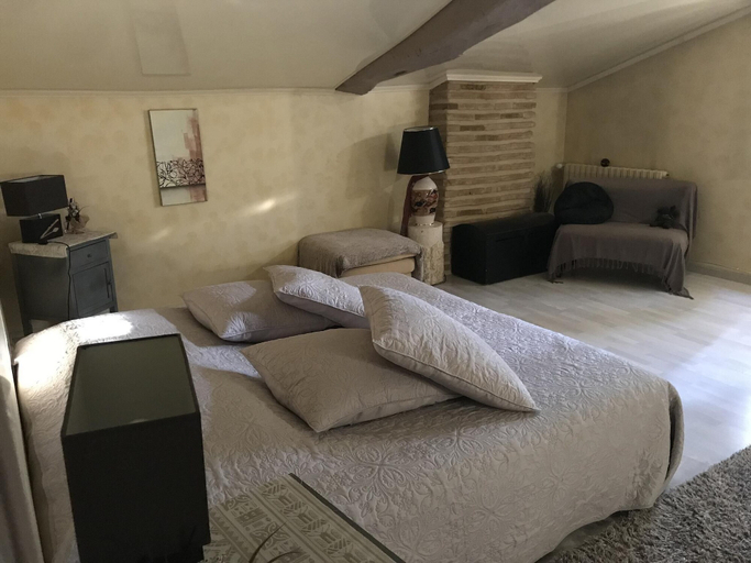 Bedroom 5, Le Bois de Montpouillan, Lot-et-Garonne