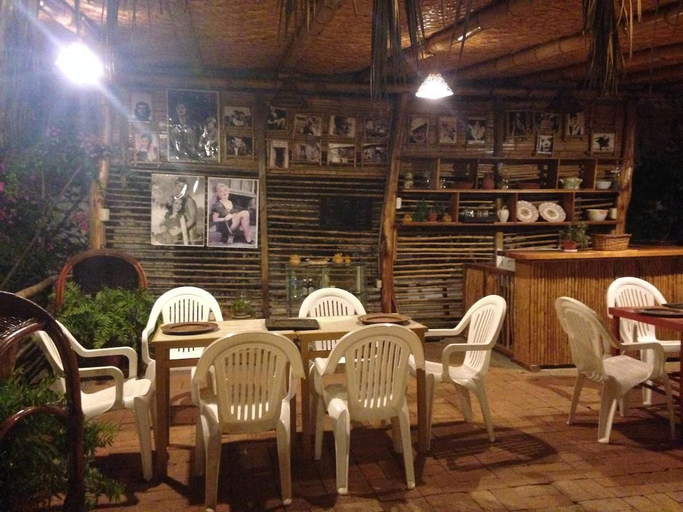 Food & Drinks, Villa Esperanza Bungalows, Contralmirante Villar