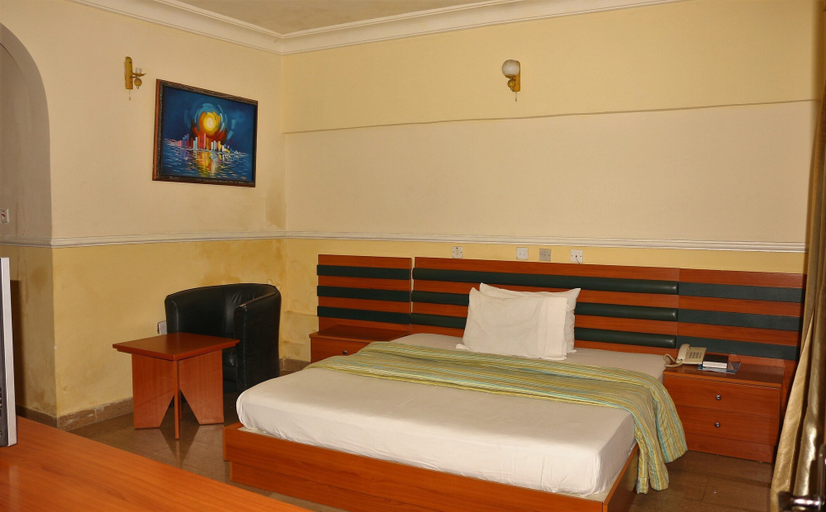 Bedroom 2, Xcape Hotels and Suites Ltd, Calabar